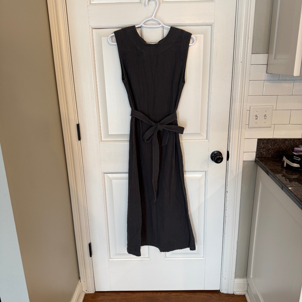 Faherty Dream Cotton Gauze Costa Dress in Washed Black 25198 - Picture 7 of 15